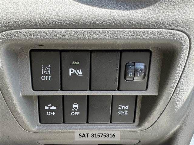 Nissan CLIPPER 2020-04 302183-4