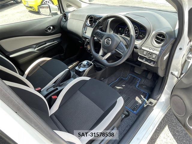 Nissan NOTE 2018-07 329181-6