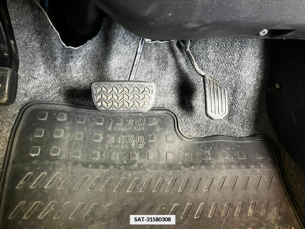 Toyota PROBOX VAN 2017-07 334644-32