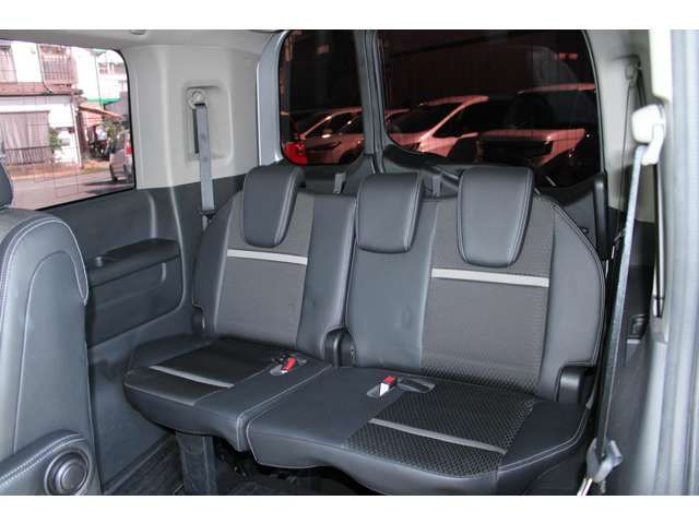 Honda e 2018-09 13284-11