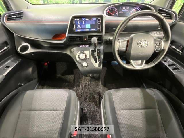 Toyota SIENTA 2019-01 382268-1