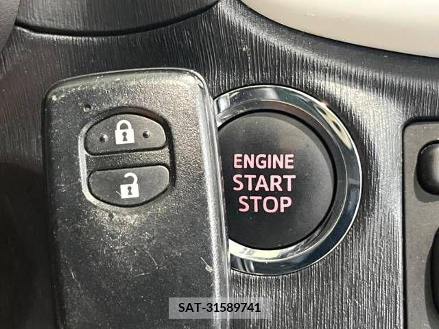 Toyota VITZ 2013-06 255257-2