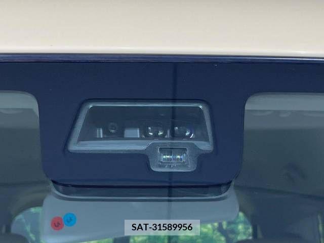 Suzuki SPACIA 2018-07 312323-3