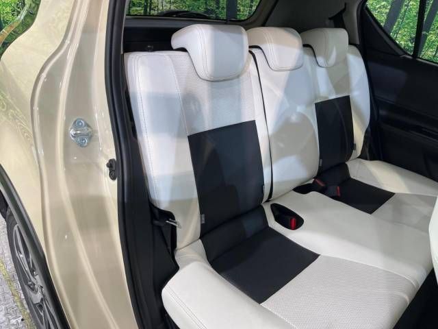 Toyota AQUA 2018-07 18632-9