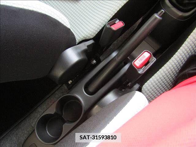 Suzuki ALTO 2018-02 355772-7