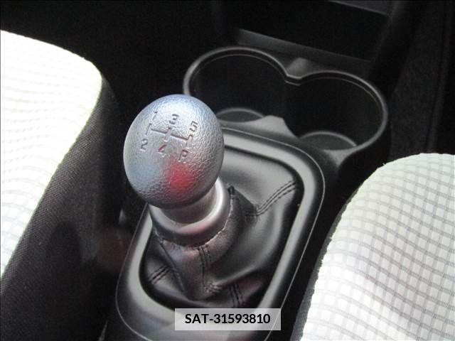 Suzuki ALTO 2018-02 355772-6