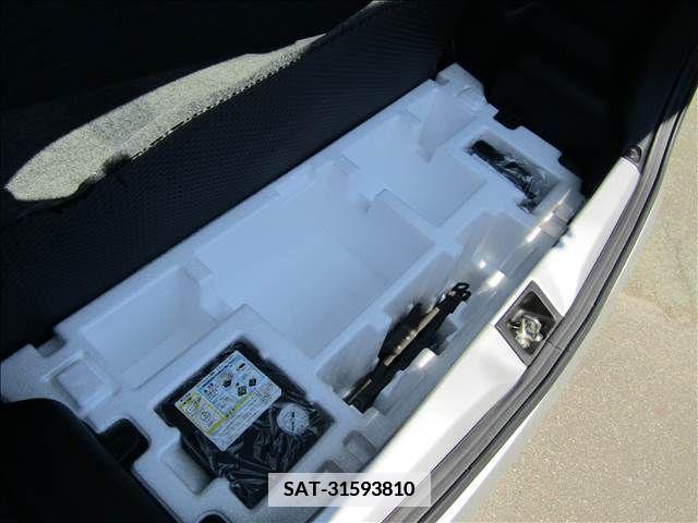Suzuki ALTO 2018-02 355772-23