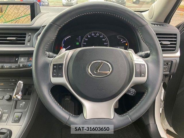 Lexus CT 2011-03 202756-13