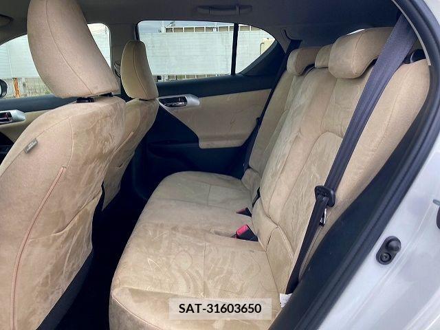 Lexus CT 2011-03 202756-9