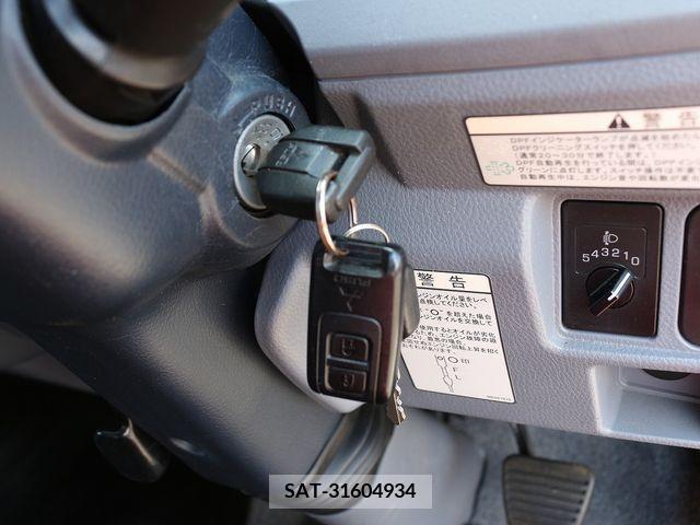 Mitsubishi CANTER 2014-10 357544-27