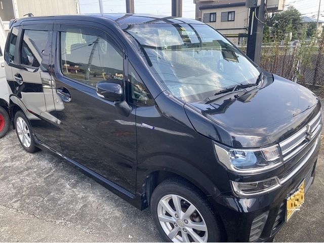 Suzuki WAGON R 2017-10 21513-18
