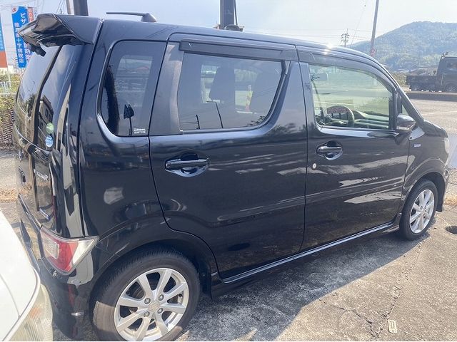 Suzuki WAGON R 2017-10 21513-12