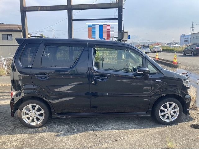 Suzuki WAGON R 2017-10 21513-13