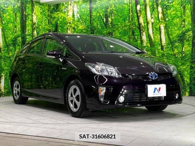 Toyota PRIUS 2015-01 383817-16