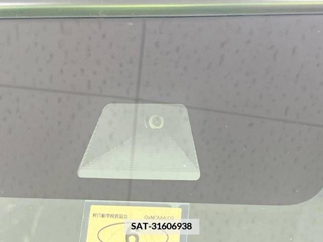 Honda N BOX CUSTOM 2019-10 364884-3