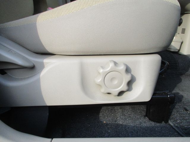 Mitsubishi EK WAGON 2013-06 27907-18