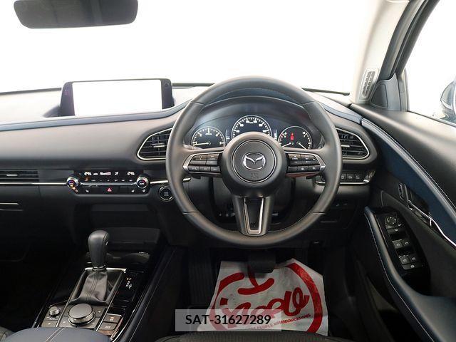 Mazda CX-30 2023-10 348645-8