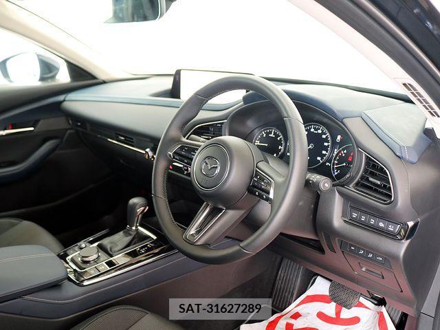 Mazda CX-30 2023-10 348645-7