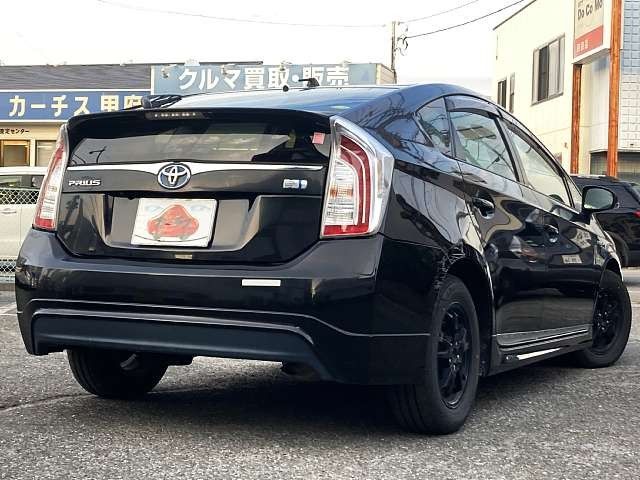 Toyota PRIUS 2013-06 27893-2
