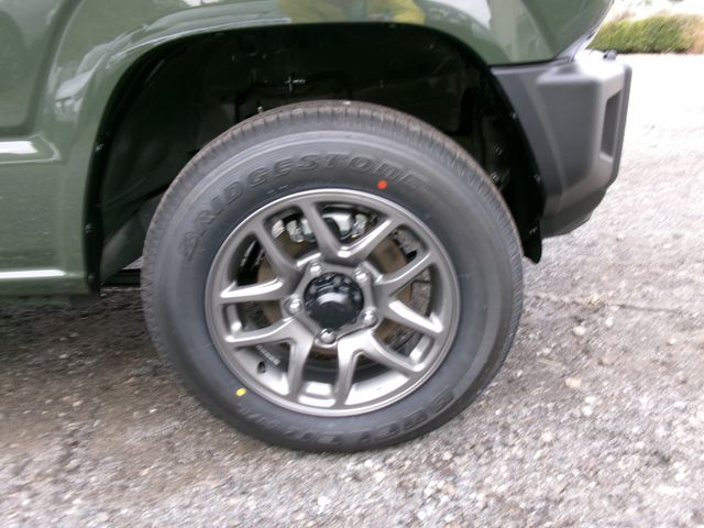 Suzuki JIMNY 2023-11 186864-12