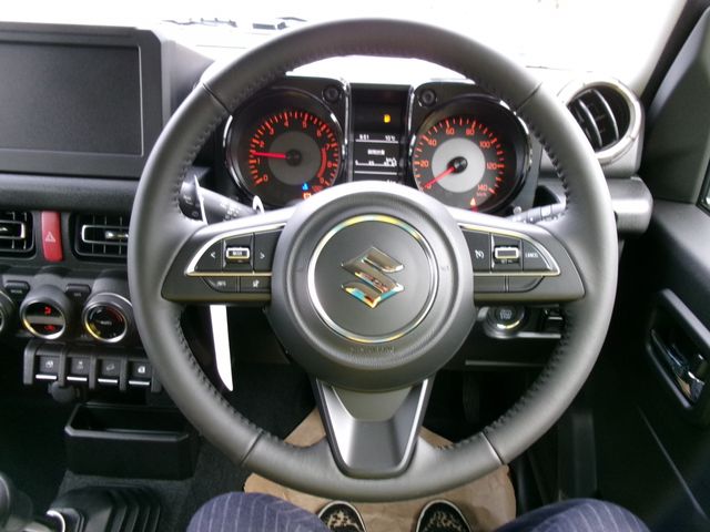 Suzuki JIMNY 2023-11 186864-20