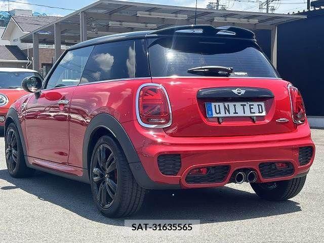Bmw MINI 2018-02 319848-14