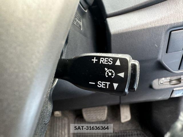 Toyota PRIUS 2013-04 281751-11