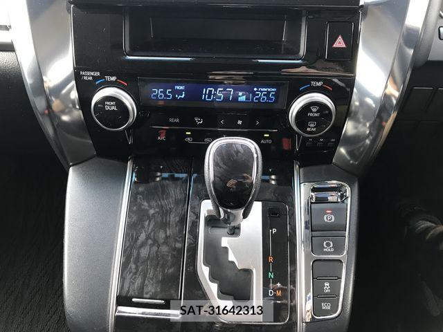 Toyota VELLFIRE 2018-08 214417-17