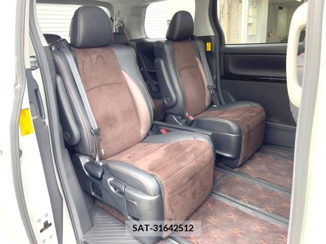 Toyota ALPHARD 2012-11 386628-9