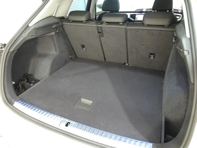 Audi Q3 2021-04 24887-16