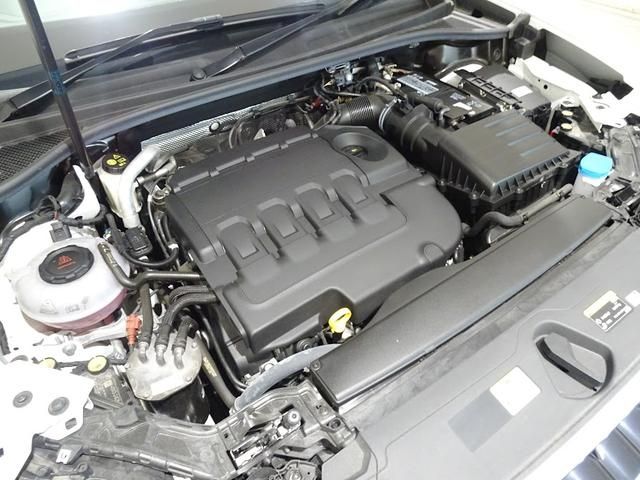 Audi Q3 2021-04 24887-17