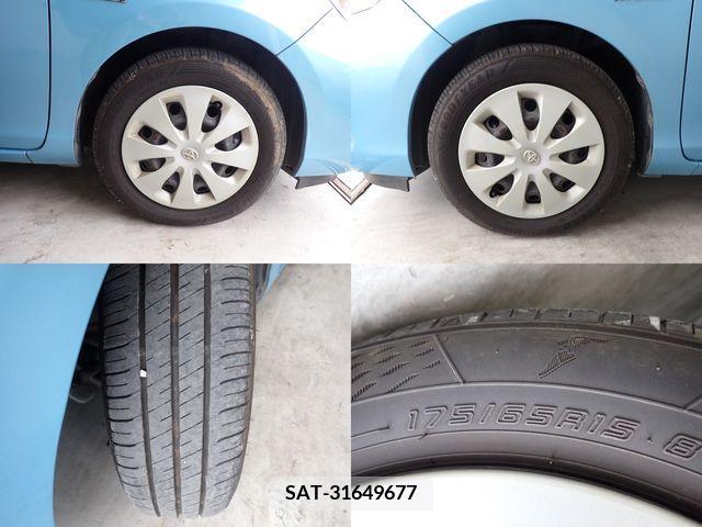 Toyota AQUA 2012-05 389267-22