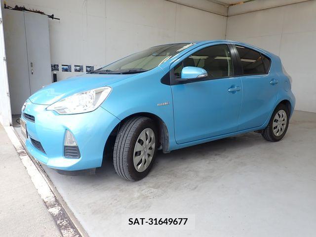 Toyota AQUA 2012-05 389267-6