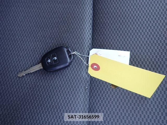 Toyota REGIUSACE VAN 2015-06 388645-16