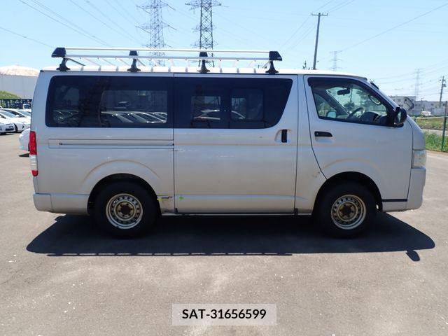 Toyota REGIUSACE VAN 2015-06 388645-7