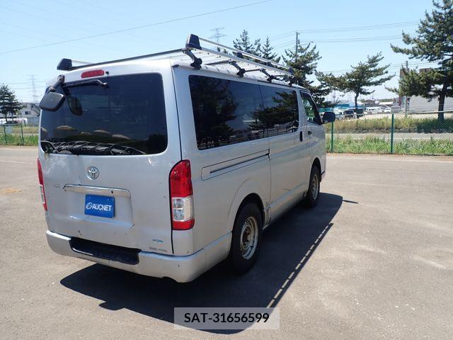 Toyota REGIUSACE VAN 2015-06 388645-6