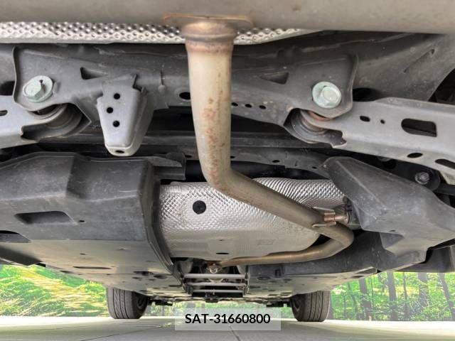 Toyota C-HR 2017-09 384513-19