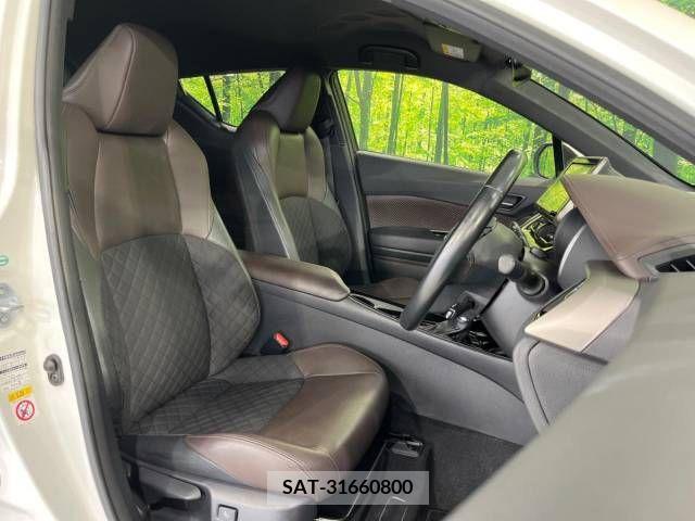 Toyota C-HR 2017-09 384513-8