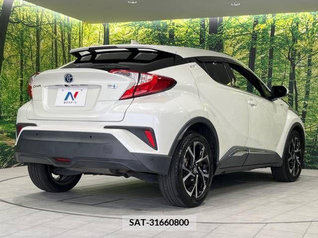 Toyota C-HR 2017-09 384513-17