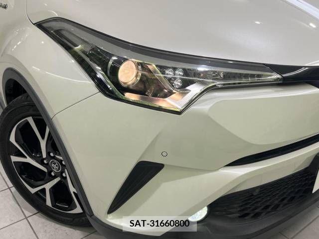 Toyota C-HR 2017-09 384513-12