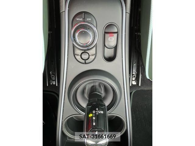 Bmw MINI 2022-09 319649-22