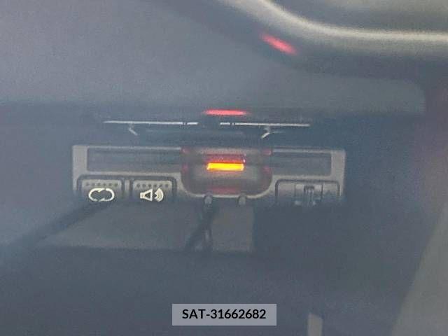 Nissan NOTE 2015-09 302370-4