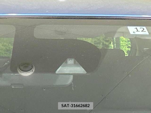 Nissan NOTE 2015-09 302370-3