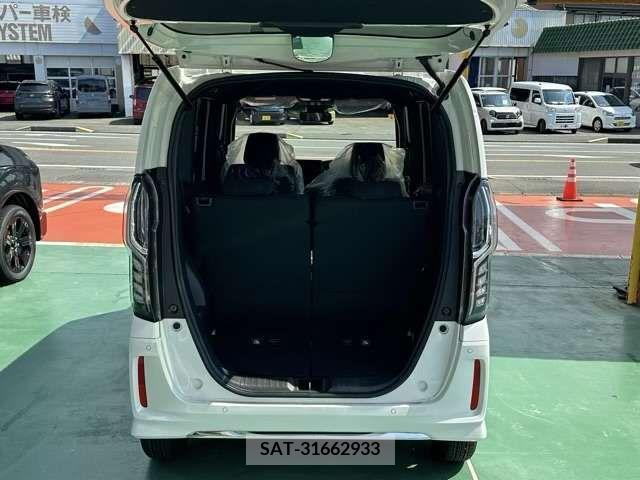 Honda N BOX CUSTOM 2023-09 364973-10