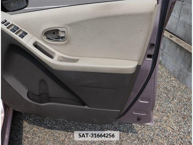 Toyota VITZ 2009-10 372393-25