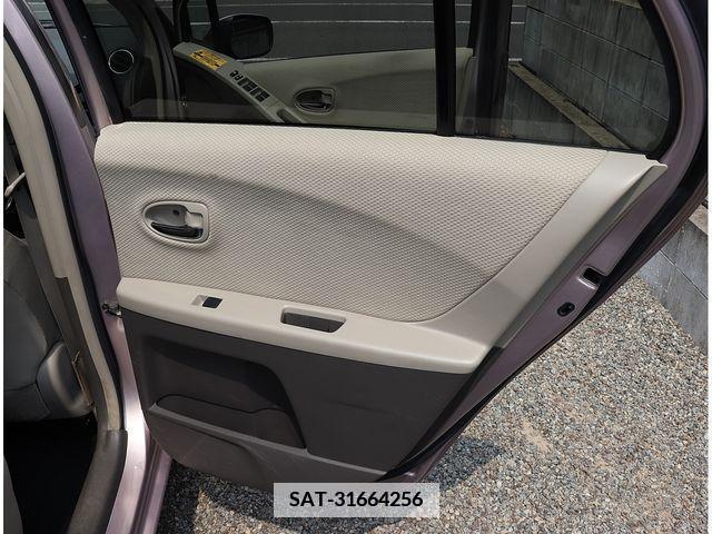 Toyota VITZ 2009-10 372393-26