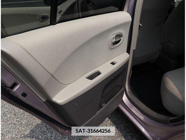 Toyota VITZ 2009-10 372393-24