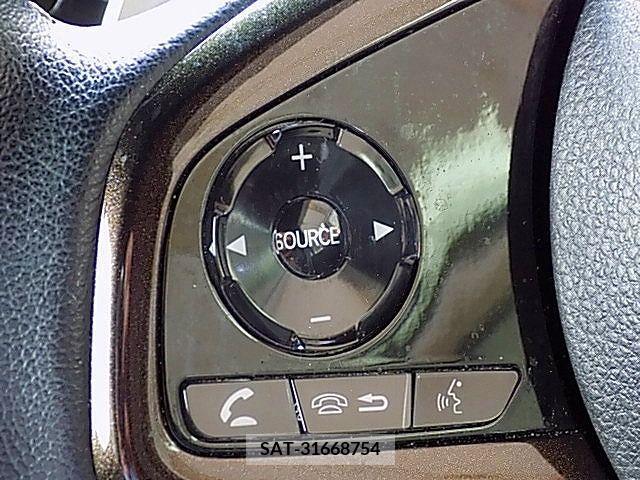 Honda N BOX CUSTOM 2019-06 279242-19