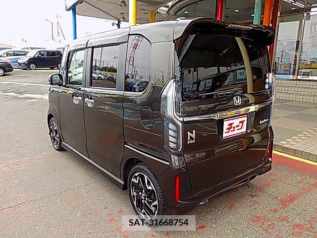 Honda N BOX CUSTOM 2019-06 279242-8