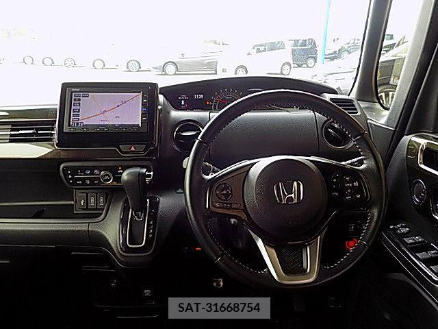 Honda N BOX CUSTOM 2019-06 279242-1